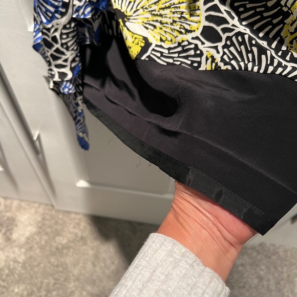 BCBG Max Azria Silk Geometric Dress - Picture 8 of 10